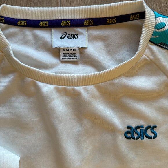 Asics Long Sleeve Crop Top - Size M - Picture 2 of 5